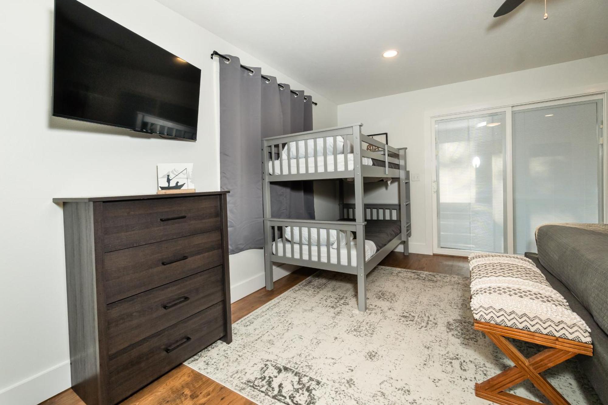The Lofts On Indian Point - Near Silver Dollar Branson